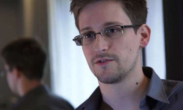 Vida comum de Snowden torna a leitura mais interessante