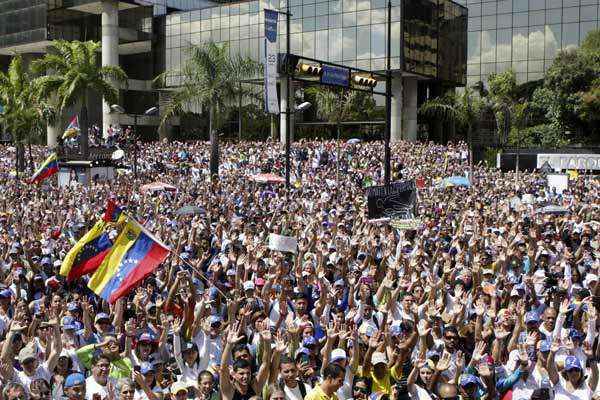 O presidente Nicolás Maduro classificou esses protestos como um 