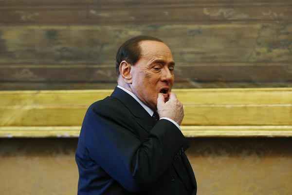 Silvio Berlusconi está livre para se casar pela terceira vez