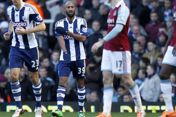 Atacante Anelka é suspenso por 5 partidas por gesto considerado antissemita