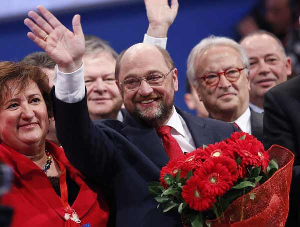 Martin Schulz foi indicado pelos socialistas europeus como candidato à presidência da Comissão Europeia