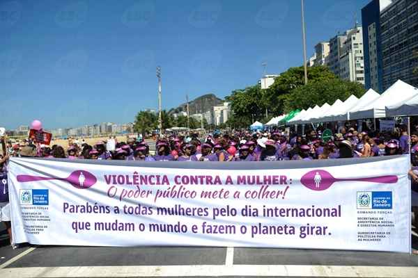 A maior parte dos crimes contra a mulher ocorre no espaço doméstico e no ambiente familiar