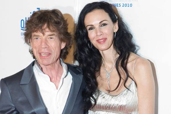 Ex-namorada de Mick Jagger passava por problemas financeiros, diz site