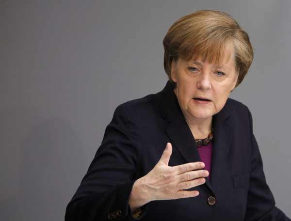 Política de Angela Merkel é abandonar totalmente a energia nuclear a partir de 2022 e conseguir 80% de consumo renovável no país