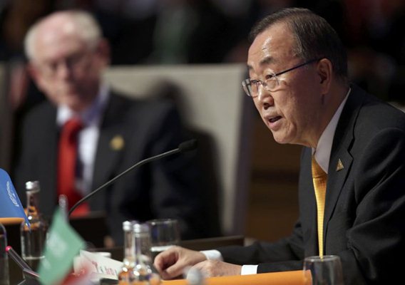 Secretário Geral da ONU Ban Ki-moon fala durante a sessão da Cúpula de Segurança Nuclear, em 24 de março