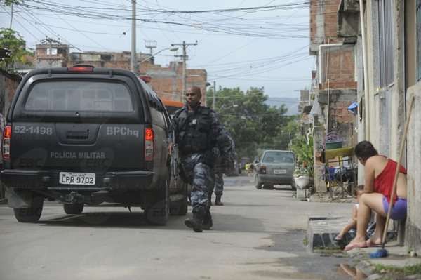 Complexo da Maré, um dia após a ocupação