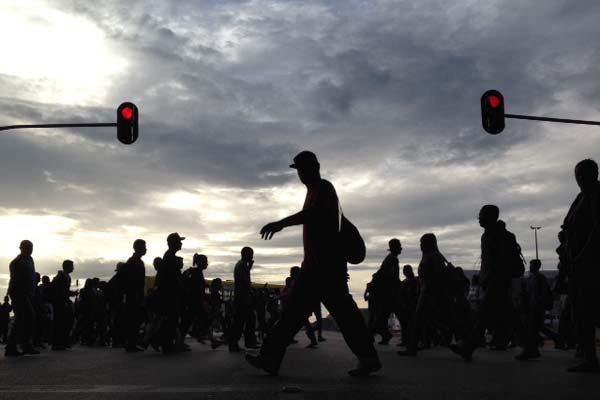 Inmet: céu fechado do início da manhã deve intercalar com sol e chuva