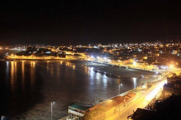 Ondas de até dois metros foram registradas na costa chilena