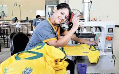 Tatiane já jogou handebol e vibrou com o Mundial da Seleção Brasileira feminina no ano passado