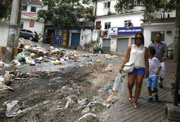 Moradores do Pavão-Pavãozinho tentam retomar a rotina após protesto