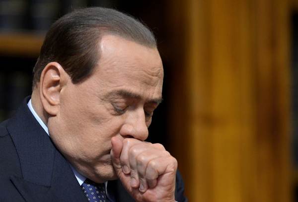 Berlusconi, 77 anos, foi condenado em 1º de agosto de 2013 em última instância por evasão fiscal