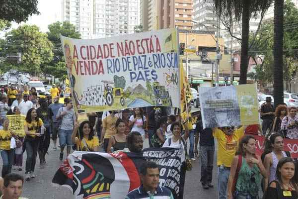 Além do protesto, o encerramento do Encontro de Atingidos contou com a aprovação de uma carta que reúne denúncias e reivindicações