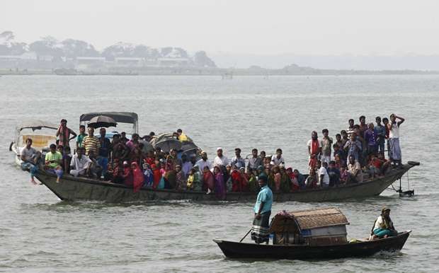 Um oficial de Bangladesh, informou que não havia nenhuma possibilidade de encontrar mais sobreviventes do barco que afundou em uma tempestade com cerca de 200 pessoas a bordo