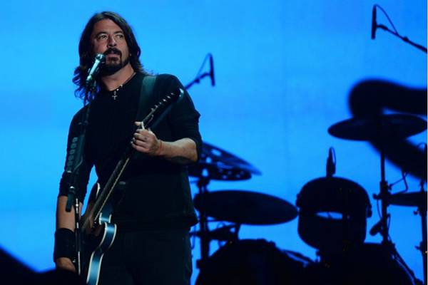 Dave Grohl, líder da banda e diretor do documentário que comemorará 20 anos de trajetória da banda Foo Fighters