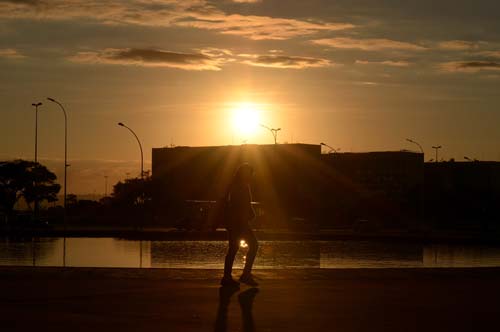 Termômetros podem chegar a 27ºC nas horas mais quentes do dia