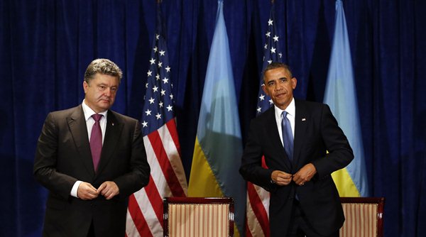 Presidente ucraniano Petro Poroshenko e presidente dos EUA Barack Obama em Varsóvia