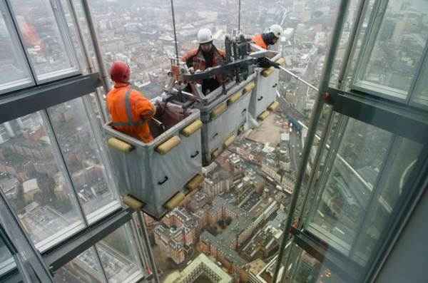 The Shard abriga escritórios, restaurantes e um hotel de luxo