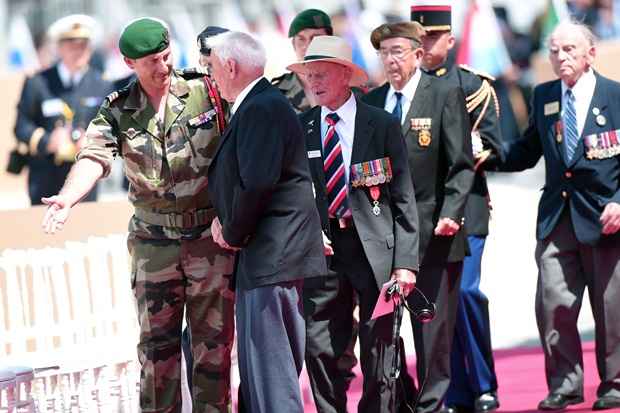 Veteranos da II Guerra Mundial chegam para as homenagens