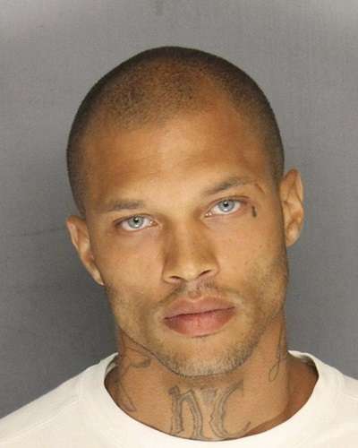 Jeremy Meeks recebeu vários recados amorosos no Facebook