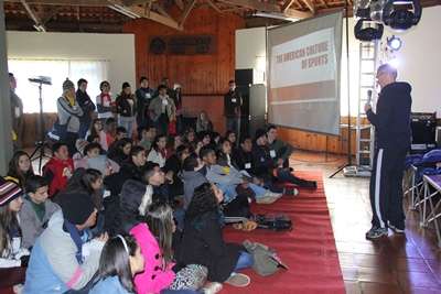 Grupo de Londrina participa de aulas sobre diversos aspectos da cultura norte-americana