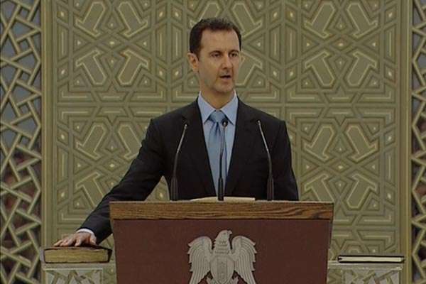 Assad: quiseram uma revolução, mas os verdadeiros revolucionários estão aqui. Felicito-vos pela vossa revolução e vitória