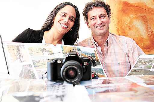 Patrícia e César possuem mais de 80 álbuns e 20 mil fotografias reveladas a partir de filme negativo