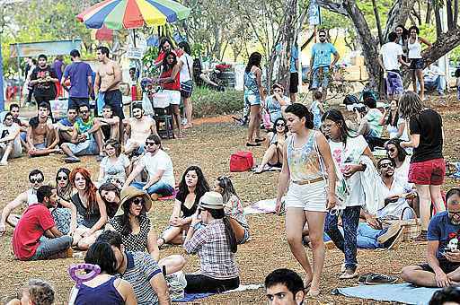 O SalveAgosto quer aproveitar o sol e a seca para mostrar que é possível curtir o mês ocupando os espaços públicos com atividades ao ar livre