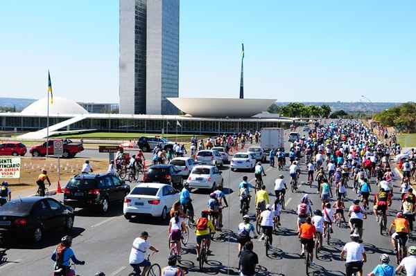 No último ano, evento reuniu centenas de pessoas na área central de Brasília