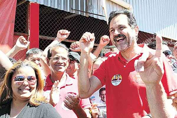 Agnelo defendeu as mudanças feitas na Feira de Samambaia na gestão