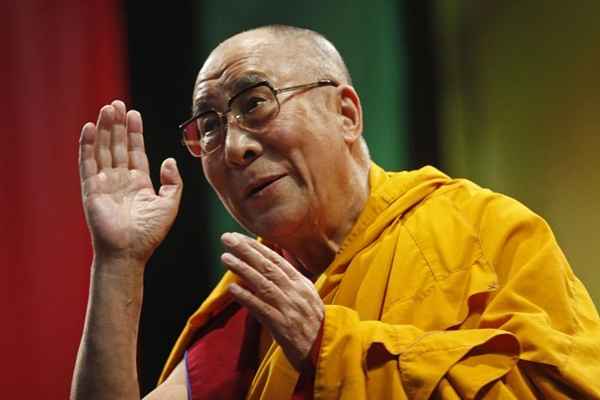 Dalai Lama, prêmio Nobel da Paz 1989, é considerado um separatista perigoso por Pequim