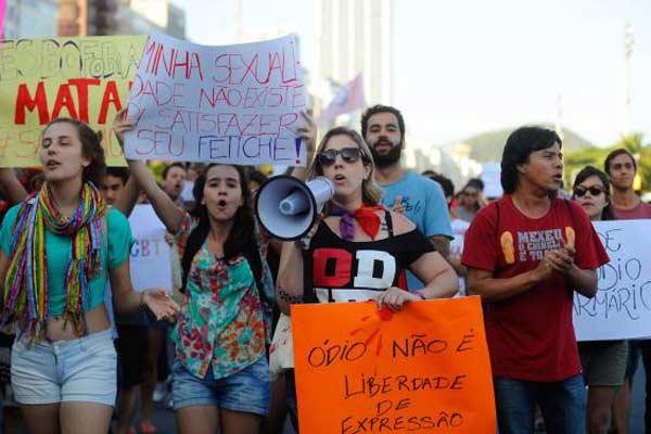 Atos como o de hoje são importantes para todas as pessoas comprometidas com os direitos humanos se mobilizarem, diz pesquisadora