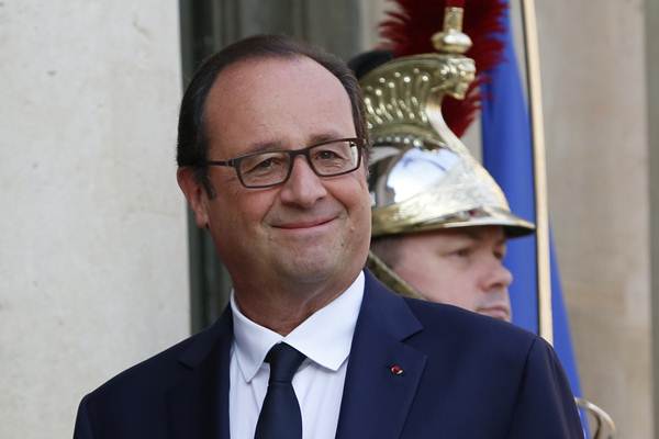 Hollande: devemos apoiar aqueles que podem negociar e chegar a acordos necessários para preservar o futuro da Síria