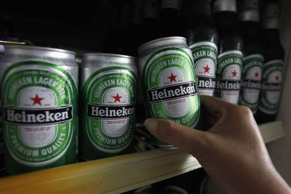 A Heineken, além da própria cerveja, comercializa a marca mexicana Dos Equis e a holandesa Amstel