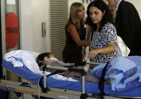 Ashya King chegou na semana passada ao hospital Motol, acompanhado pela mãe Naghemeh Kingno