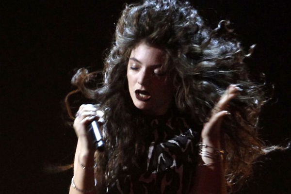 Lorde lança a faixa Yellow Flicker Beat do filme 'Jogos Vorazes: A  Esperança - Parte 1' 