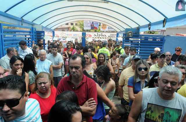 Repórteres do Correio Braziliense acompanham o dia dos candidatos e trazem informações sobre a movimentação no DF