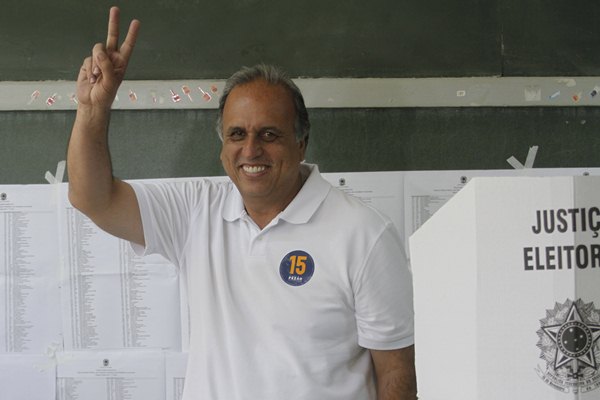 Confiante, governador Pezão evitou ontem polemizar com o futuro adversário