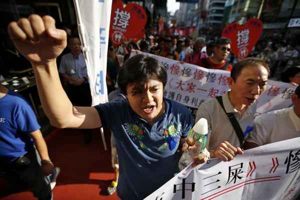 Há mais de duas semanas os manifestantes ocupam algumas áreas de Hong Kong para exigir candidaturas livres ao posto de chefe de governo