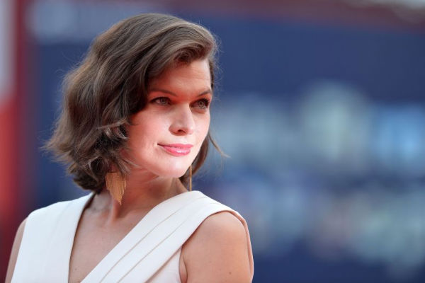 Milla Jovovich está preocupado com a segurança da família