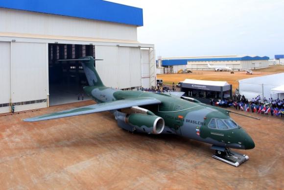 O novo KC-390 será utilizado para transporte militar