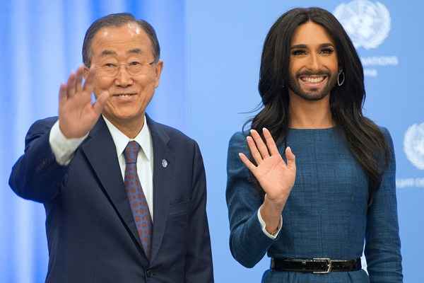 Ban Ki-moon e a drag Conchita Wurst na sede da ONU