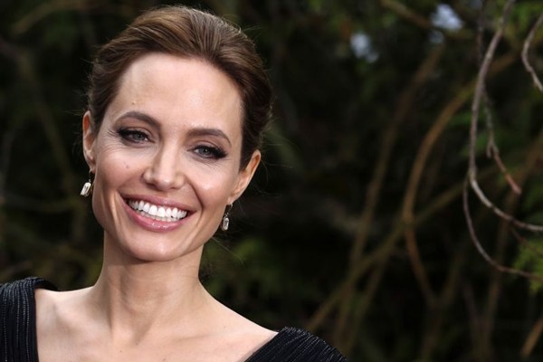 Angelina Jolie comenta sobre possível carreira na política