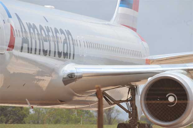 Avião que apresentou defeito no ar e precisou voltar para o aeroporto de Confins