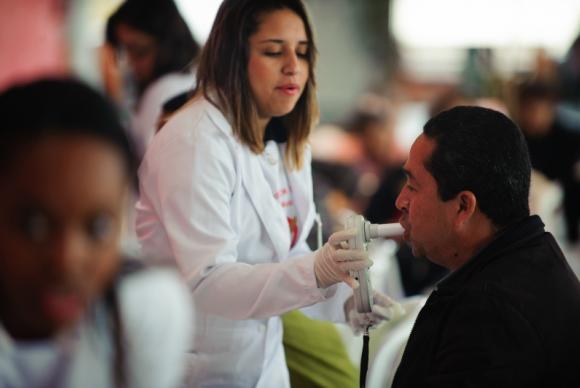 Fumantes estão mais propensos a desenvolverem doenças pulmonares