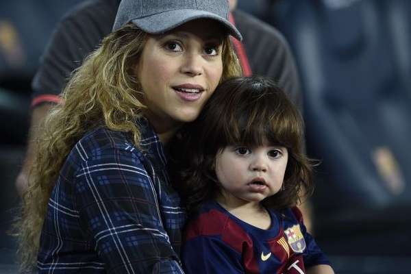 Shakira disse que vai diminuir o compartilhamento de imagens de Milan com fãs e com a imprensa