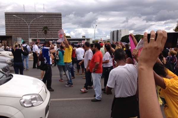 Epia, Epig, Eptg, Sudoeste, Sia e Octogonal também registraram fluxo intenso por causa do protesto