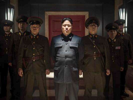 O filme é uma paródia sobre um complô para assassinar o líder norte-coreano Kim Jong-un