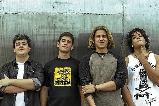 Quarteto Dona Cislene se inspira em Raimundos, Charlie Brown Jr., Offspring e Foo Fighters