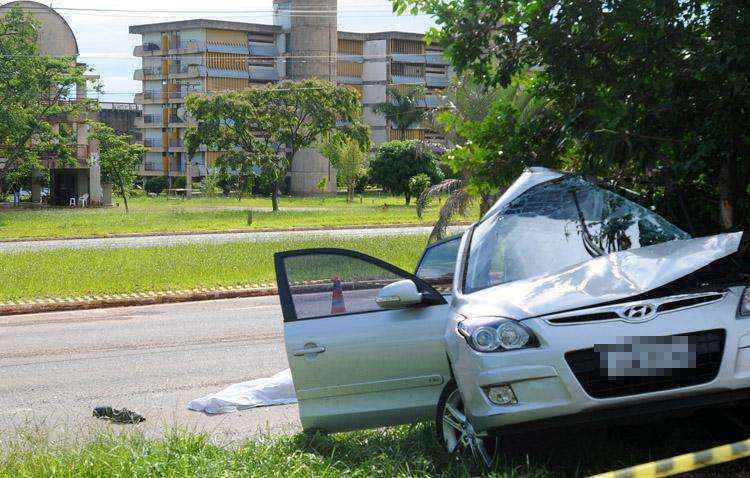 O i3 ficou completamente destruído