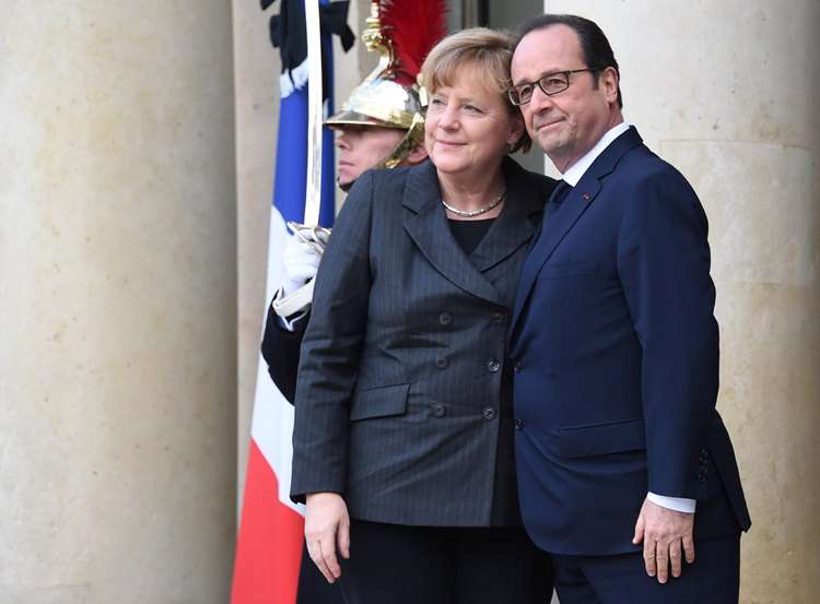 Presidente François Hollande e a chanceler alemã, Angela Merkel